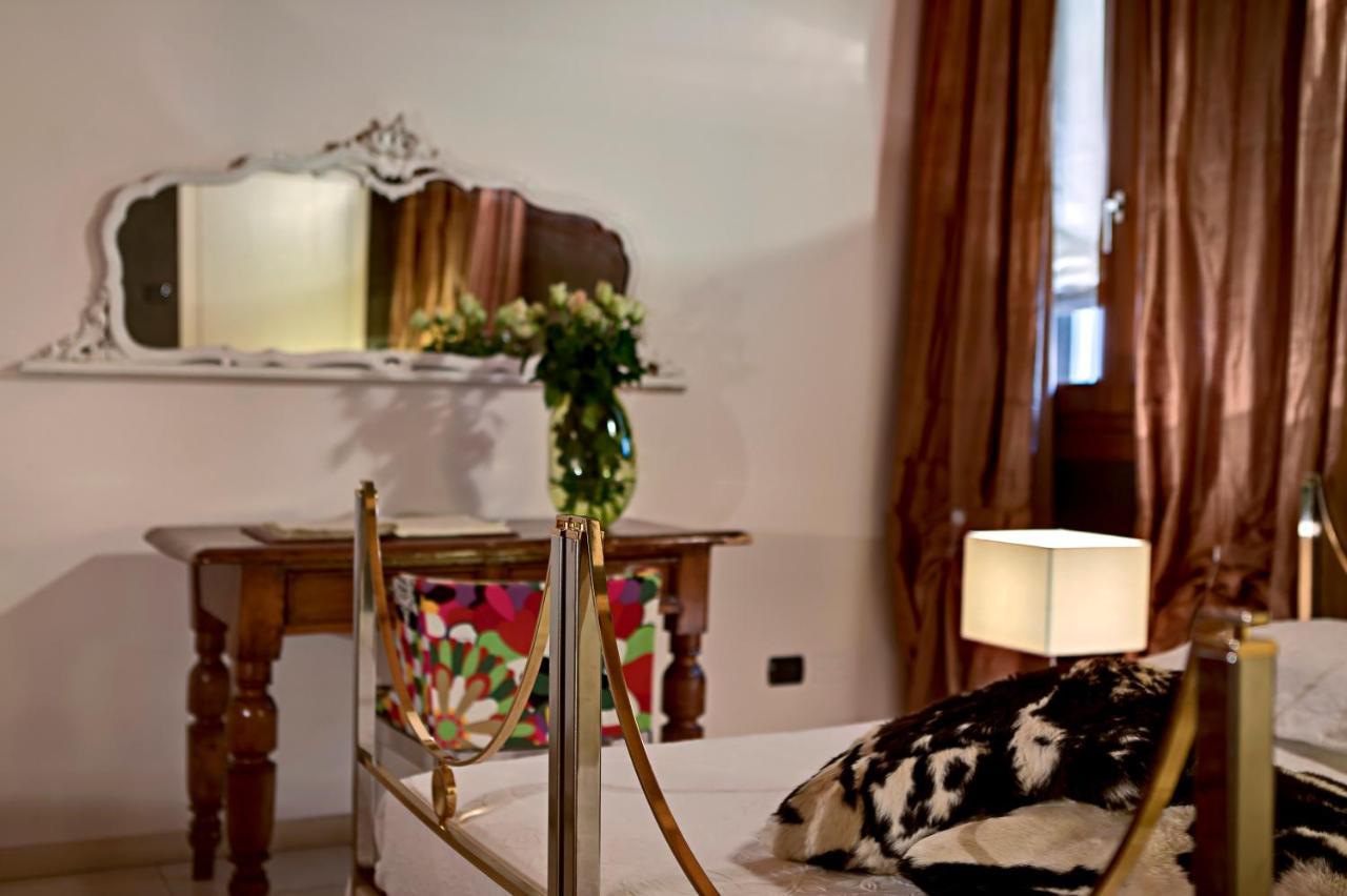 Il Vicolo Aparthotel ורונה מראה חיצוני תמונה